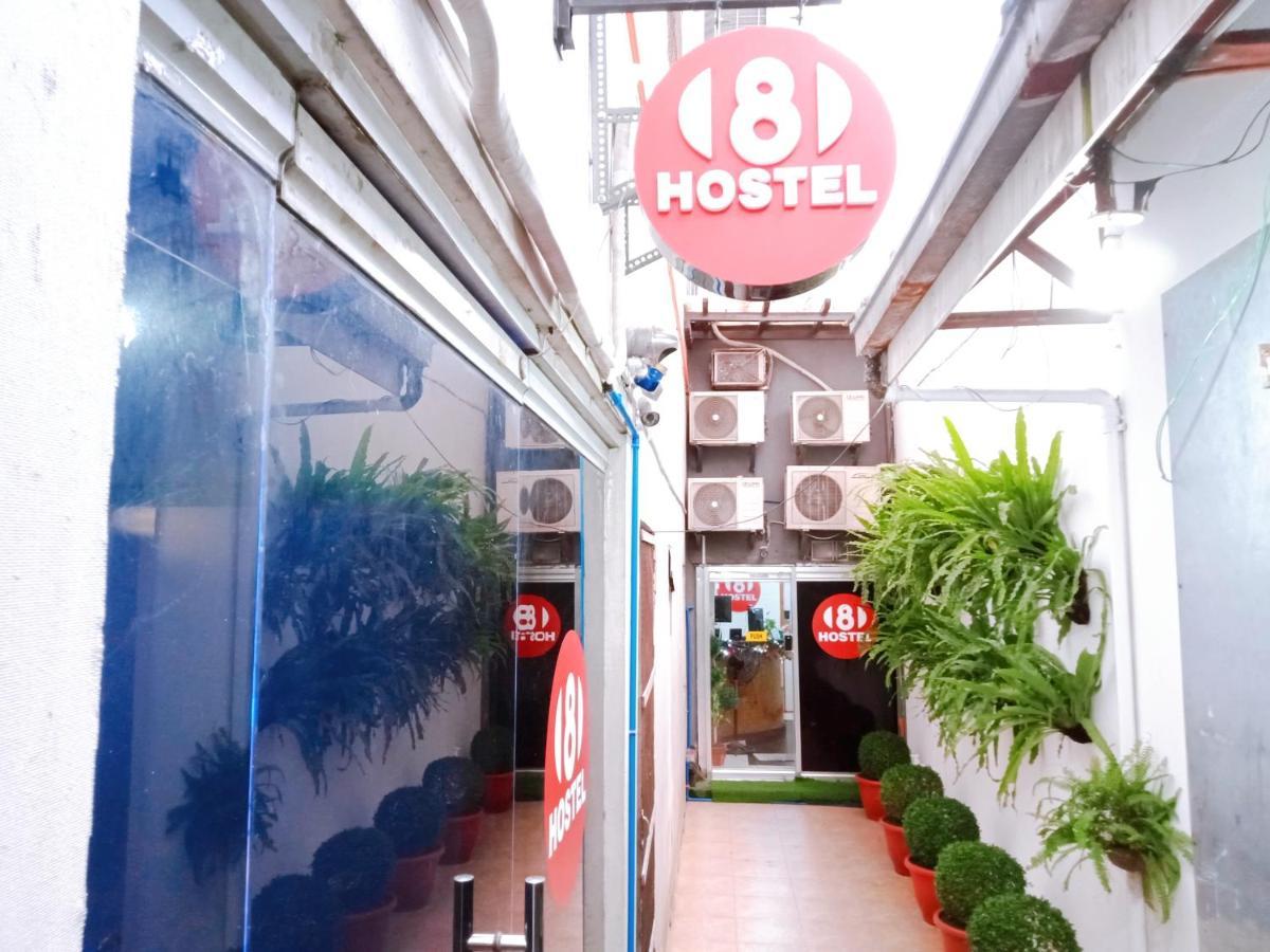 8Hostel Manila Exterior photo