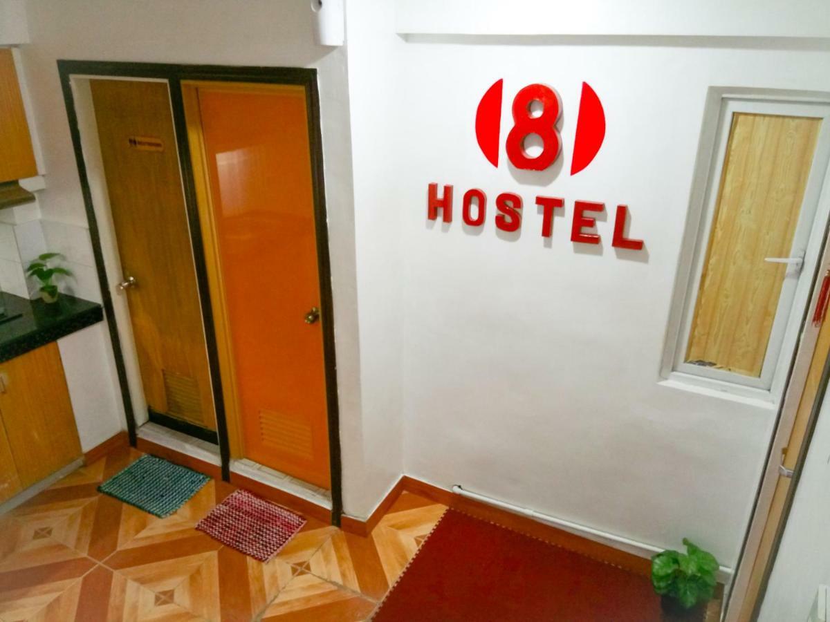 8Hostel Manila Exterior photo